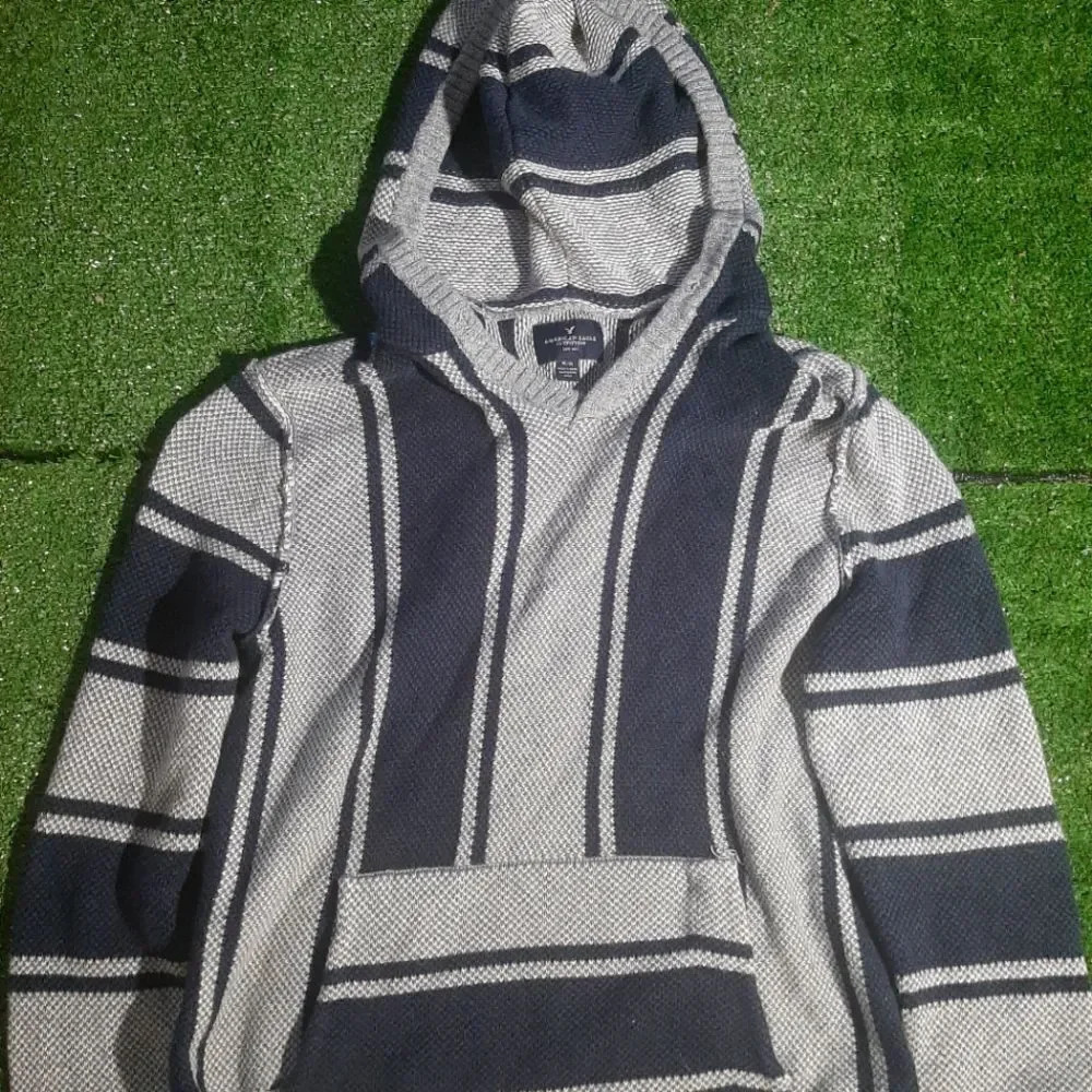 Womens American Eagle Outfitters Navy and Grey Woven Knit Hoodie Size Medium